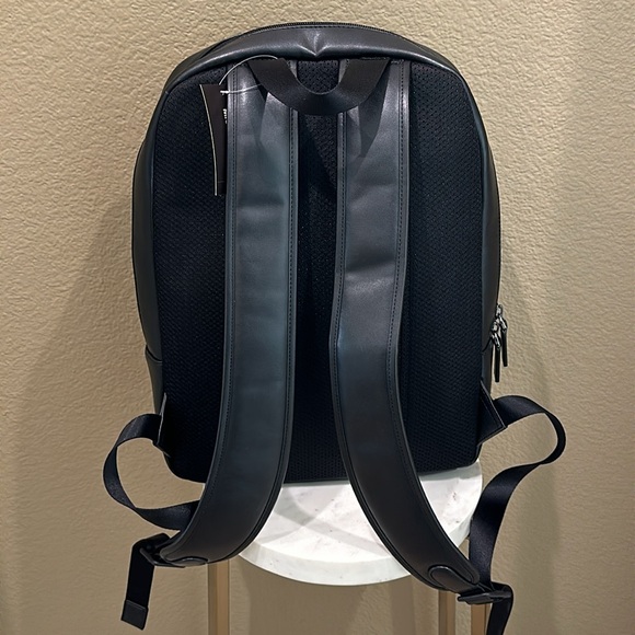 NWT Michael Kors Large Backpack - Picture 4 of 8